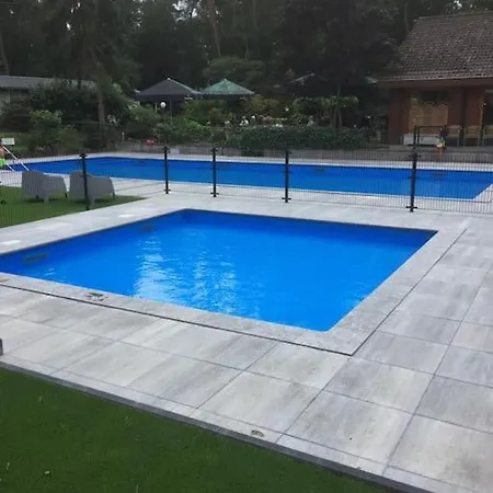 Fenced Backyard With Covered Porch And Free Bikes Chalet Doornspijk
