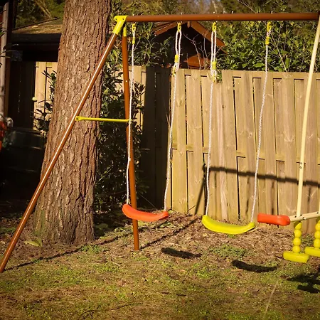 Fenced Backyard With Covered Porch And Free Bikes Chalet *